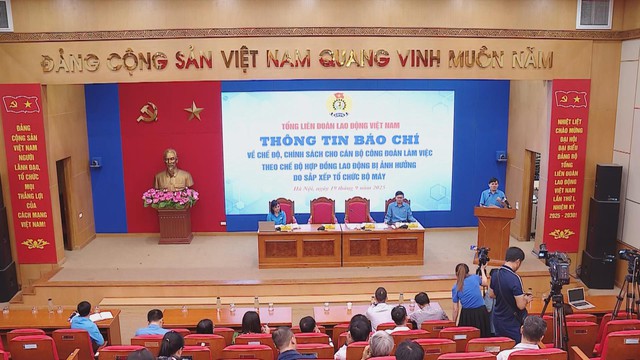 Dự kiến chi hơn 400 tỷ đồng hỗ trợ cán bộ công đoàn nghỉ việc sau sắp xếp tổ chức bộ máy - Ảnh 1.