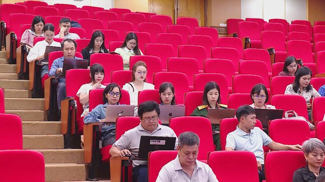 Dự kiến chi hơn 400 tỷ đồng hỗ trợ cán bộ công đoàn nghỉ việc sau sắp xếp tổ chức bộ máy - Ảnh 2.