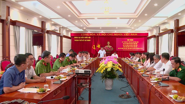 Đoàn Đại biểu Quốc hội TP.HCM lấy ý kiến góp ý 4 dự thảo luật trình Quốc hội - Ảnh 1.