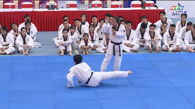 Lớp tập huấn chuyên môn Taekwondo nâng cao TP.HCM 2025 - Ảnh 2.