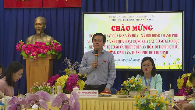 TP.HCM tháo gỡ khó khăn cho lĩnh vực y tế, giáo dục và thể thao - Ảnh 3.