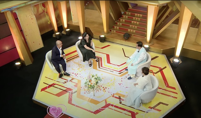 Chàng Hàn từng quen 100 cô gái nay trở thành "chồng sợ vợ"- Ảnh 4. Chàng Hàn từng quen 100 cô gái nay trở thành "chồng sợ vợ"- Ảnh 4.