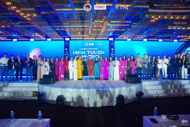 HCMC Business Summit 2025: Leaders Forum - Định hình tư duy lãnh đạo trong kỷ nguyên AI - Ảnh 2.