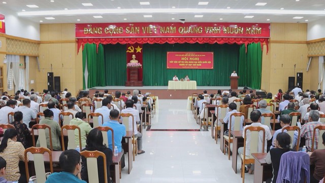 Đoàn Đại biểu Quốc hội TP.HCM tiếp xúc cử tri Long Điền và Long Hải - Ảnh 1.
