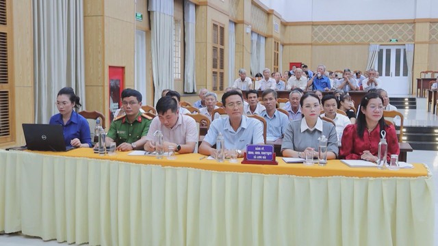 Đoàn Đại biểu Quốc hội TP.HCM tiếp xúc cử tri Long Điền và Long Hải - Ảnh 4.