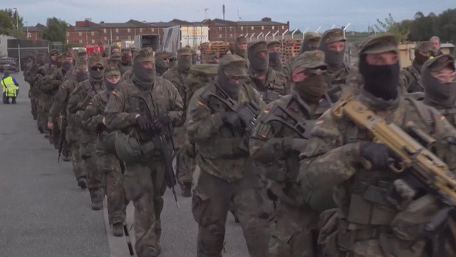 NATO sẽ tăng cường giám sát và phòng thủ tại khu vực biển Baltic- Ảnh 1.