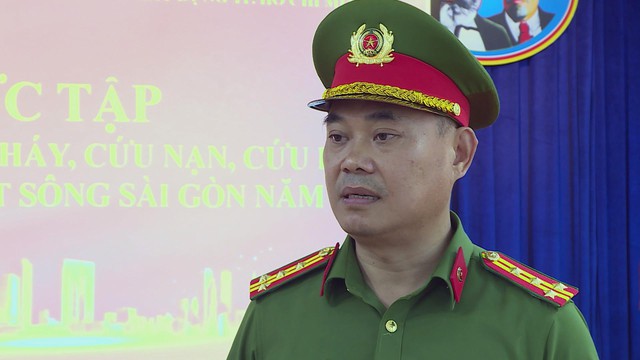 Diễn tập chữa cháy, cứu nạn cứu hộ tại hầm sông Sài Gòn - Ảnh 4.