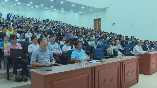 TP,HCM bồi dưỡng kiến thức trí tuệ nhân tạo cho cán bộ, công chức, viên chức - Ảnh 3.