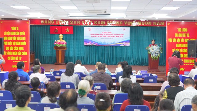 Phường Hòa Hưng phát động Tháng hành động vì Người cao tuổi Việt Nam năm 2025 - Ảnh 1.
