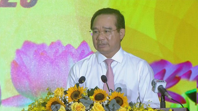 Lực lượng vũ trang TP.HCM đón nhận Huân chương Quân công hạng Ba - Ảnh 2.