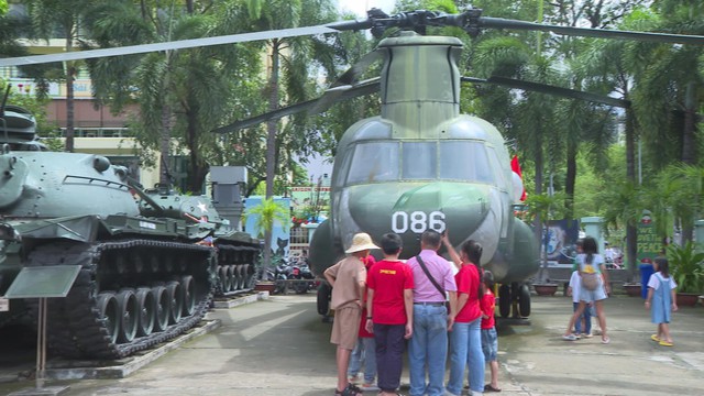 Bảo tàng Chứng tích Chiến tranh kỷ niệm 50 năm thành lập: Khẳng định vị thế bảo tàng “Vì hòa bình” - Ảnh 2.
