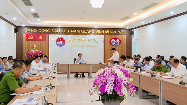 Bí thư Thành ủy TP.HCM kiểm tra công tác chuẩn bị, tổ chức Đại hội đại biểu Đảng bộ TP.HCM lần thứ I, nhiệm kỳ 2025-2030- Ảnh 1. Bí thư Thành ủy TP.HCM kiểm tra công tác chuẩn bị, tổ chức Đại hội đại biểu Đảng bộ TP.HCM lần thứ I, nhiệm kỳ 2025-2030- Ảnh 1.