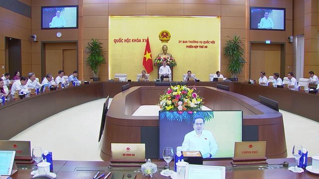 Khai mạc Phiên họp thứ 49 của Ủy ban Thường vụ Quốc hội - Ảnh 1.