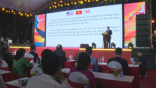 TP.HCM: KHAI MẠC NGÀY HỘI GIAO LƯU HỮU NGHỊ HOA KỲ - VIỆT NAM - Ảnh 1.