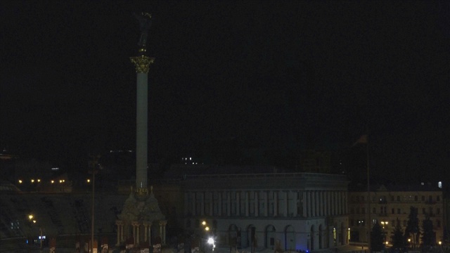 Châu Âu và châu Mỹ chào đón năm mới 2026 - Ảnh 2.