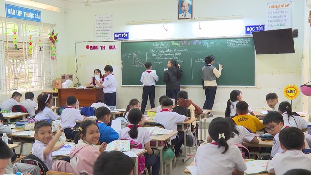 QUỸ "CHUNG MỘT TẤM LÒNG": NHỮNG VÒNG TAY NỐI DÀI TỪ THÀNH PHỐ MANG TÊN BÁC  - Ảnh 11.