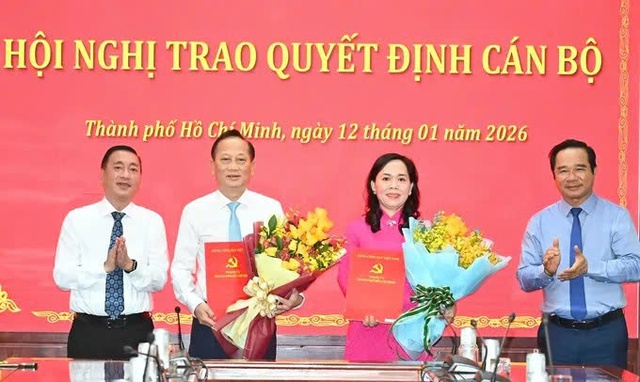 Ban Thường vụ Thành ủy TP. Hồ Chí Minh điều động 2 Thành ủy viên - Ảnh 1.