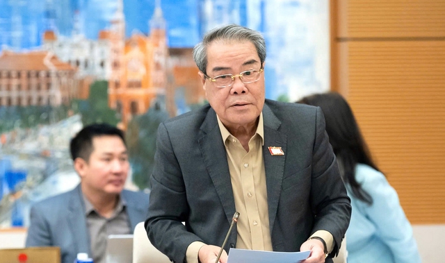 Ủy ban Thường vụ Quốc hội: Làm rõ "lỗ hổng" trong quản lý an toàn vệ sinh thực phẩm - Ảnh 1.