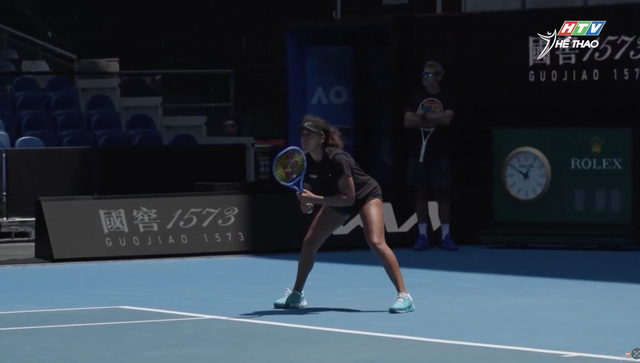 Carlos Alcaraz tập luyện chuẩn bị cho Úc mở rộng - Ảnh 3.