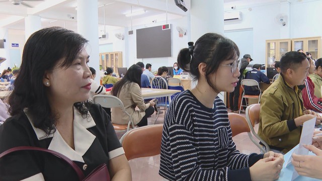 Ngày hội việc làm kết nối đa điểm, mở rộng cơ hội cho người lao động tại TP.Hồ Chí Minh - Ảnh 4.