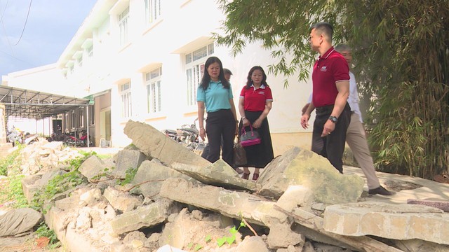 Chung một tấm lòng: Ấm áp tấm lòng giáo viên vùng lũ - Ảnh 4.