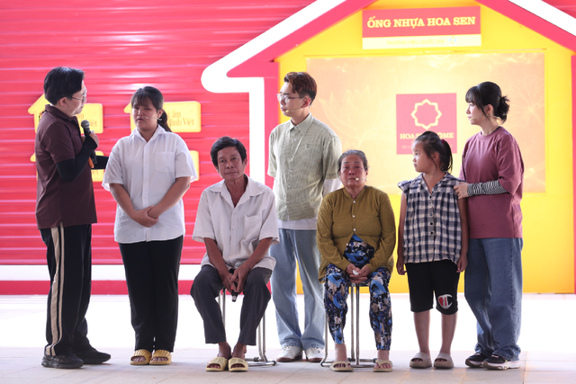 Bích Tuyền mồ côi cha mẹ, sống cùng ông bà nội lớn tuổi - Ảnh 10.