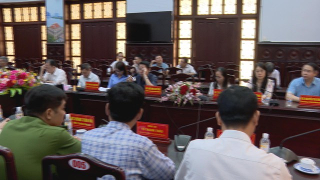 Phường Gò Vấp trao quyết định bồi thường, hỗ trợ tái định cư dự án mở rộng đường D3 - Ảnh 4.