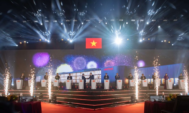 Tổng Bí thư Tô Lâm dự lễ khởi công nhà máy chế tạo chip bán dẫn tại Viettel - Ảnh 7.