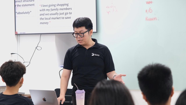 Đổi mới tư duy học ngoại ngữ: Từ học thuộc sang nắm bắt bản chất - Ảnh 1.