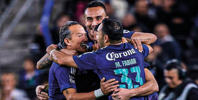 Các huyền thoại bóng đá giao hữu hướng đến World Cup 2026  - Ảnh 1.