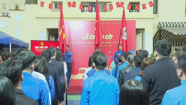 Lễ chào cờ chào mừng Đại hội Đại biểu Toàn quốc lần thứ XIV của Đảng - Ảnh 2.