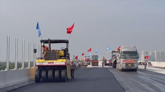Công trình trọng điểm Vành đai 3 thi công xuyên Tết, quyết tâm về đích đúng hẹn - Ảnh 1.