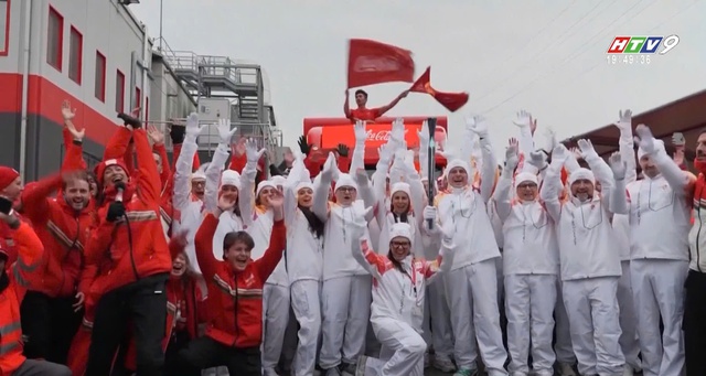 Rước đuốc Olympic tiếp tục hành trình xuyên nước Ý - Ảnh 4.