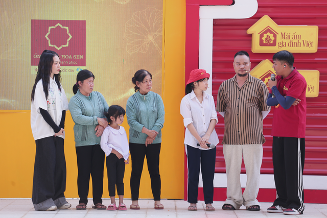 MC Thái Vũ bật khóc khi nghe lời hứa của cô bé với cha mẹ đã khuất - Ảnh 3.