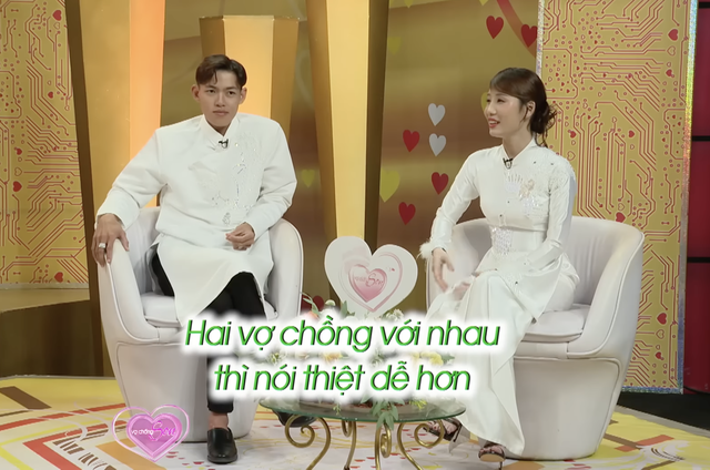 Vợ chồng son 2026 - Tập 1: Chuyện tình "không đôi chân" và lời cầu hôn sau 3 năm tích góp - Ảnh 5.