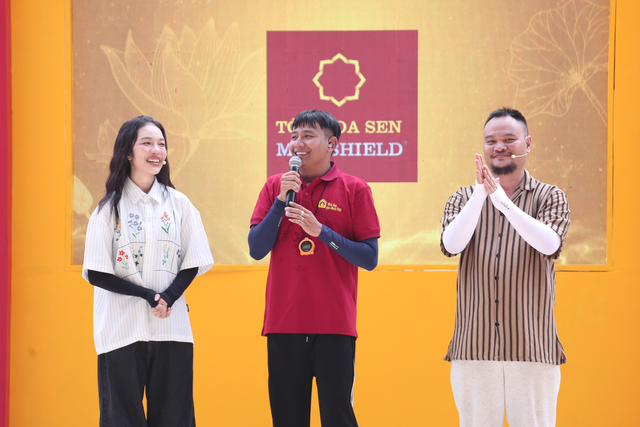 Mái ấm gia đình Việt - Tập 55: Hoàng Duyên, Vinh Râu - Ảnh 1.