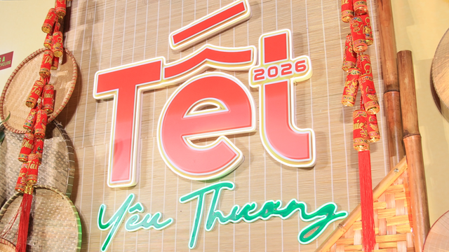 Tết yêu thương - Chăm lo Tết ấm no cho người lao động thu gom rác - Ảnh 1.