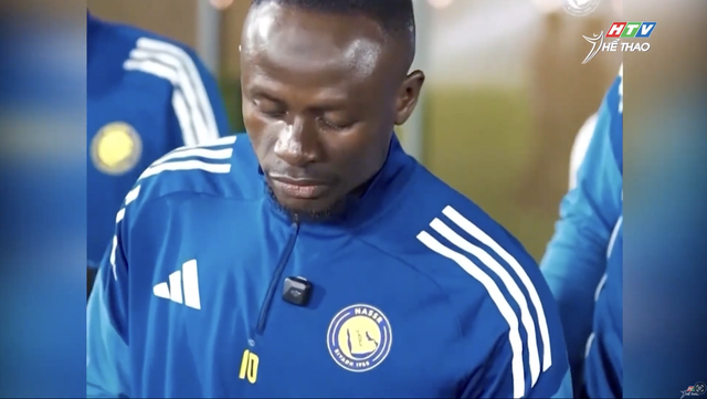 Sadio Mane được chào đón hoành tráng tại CLB Al Nassr - Ảnh 1.