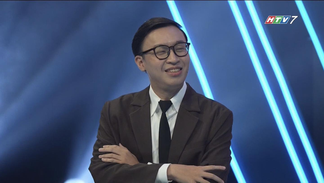 9PM Show - Chuyện chưa kể: Uy Lê - Người biến mọi sân khấu thành nơi kể chuyện của trái tim- Ảnh 2. 9PM Show - Chuyện chưa kể: Uy Lê - Người biến mọi sân khấu thành nơi kể chuyện của trái tim- Ảnh 2.