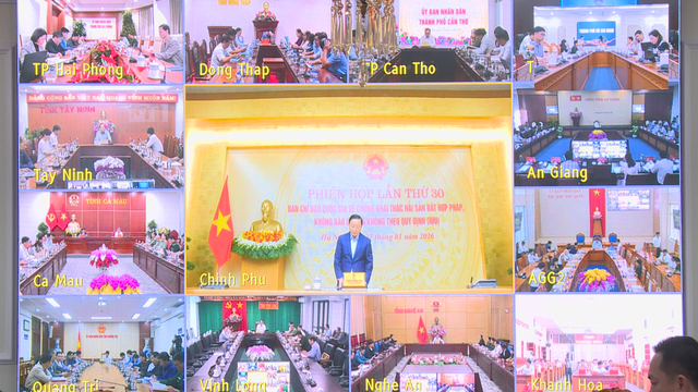 Thời sự HTV ngày 28/1/2026 | Trao gần 40.000 tờ Báo Xuân Nhân Dân tặng cán bộ, chiến sĩ biên giới và hải đảo - Ảnh 3.