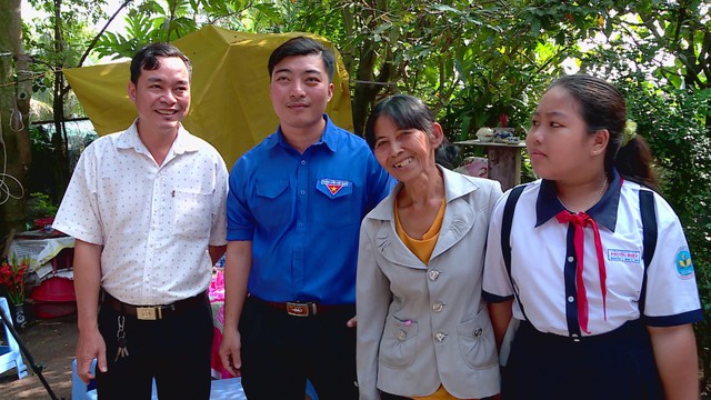 Xóa nhà tạm, nhà dột nát: Mùa Xuân an cư cho người nghèo TP. Hồ Chí Minh - Ảnh 2.