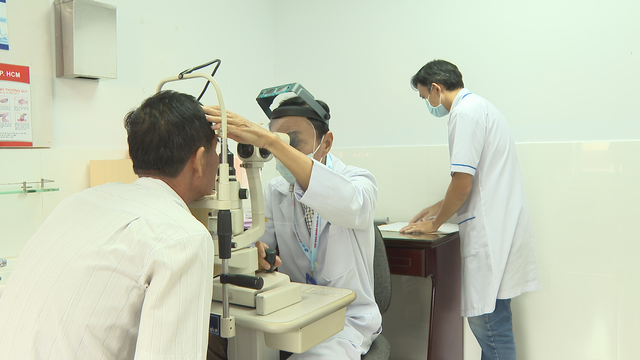 Mang xuân về cho những bệnh nhân nghèo trên địa bàn TP. Hồ Chí Minh - Ảnh 3.