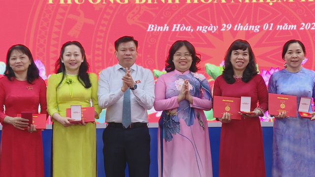 Hội đồng Nhân dân phường Bình Hòa tổng kết hoạt động nhiệm kỳ 2021 - 2026 - Ảnh 4.