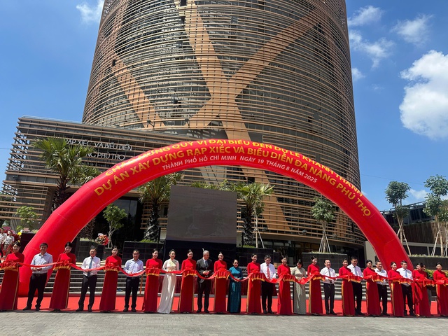 Nghị quyết 80: Đưa văn hóa thành nguồn lực nội sinh cho phát triển bền vững TP. Hồ Chí Minh- Ảnh 3. Nghị quyết 80: Đưa văn hóa thành nguồn lực nội sinh cho phát triển bền vững TP. Hồ Chí Minh- Ảnh 3.