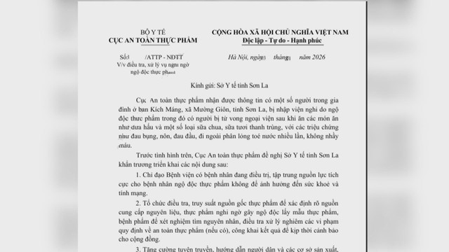 60 Giây ngày 5/1/2026 | TP. Hồ Chí Minh: Xe máy va chạm taxi công nghệ, một người tử vong - Ảnh 5.