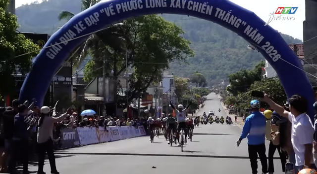 Phạm Lê Xuân Lộc ghi dấu ấn tại giải xe đạp về Phước Long 2026 - Ảnh 1.