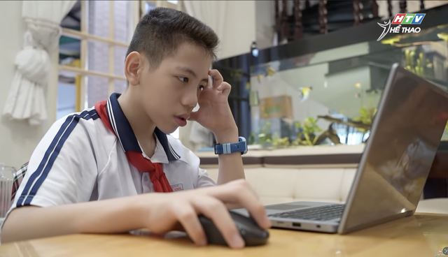 Đào Khánh Lâm: "Kỳ thủ thép" và hành trình vượt qua nghịch cảnh của cậu học trò bại não- Ảnh 2.