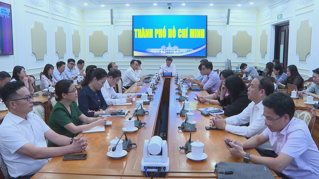 TP. Hồ Chí Minh dự hội nghị trực tuyến toàn quốc ngành tài chính năm 2025 - Ảnh 1.