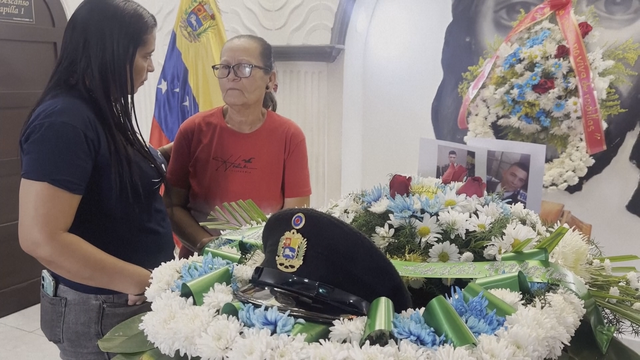 Thời sự trưa HTV 8/1/2026 I Venezuela: Cuộc tập kích của Mỹ khiến ít nhất 100 người thiệt mạng - Ảnh 1.