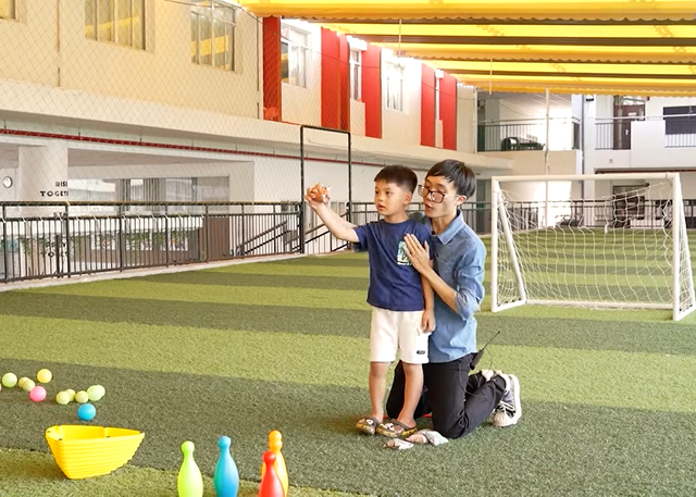 Chậm: Tập ném - Ảnh 1.